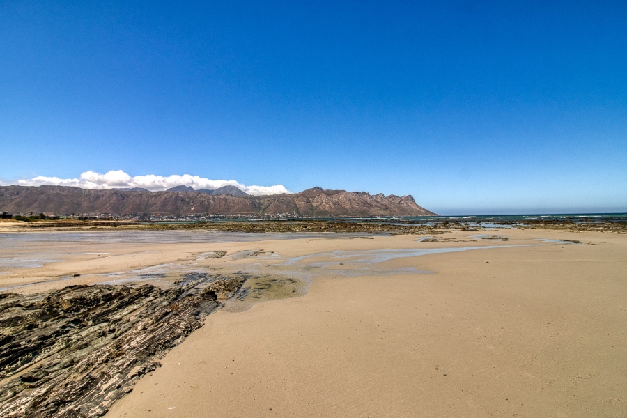 1 Bedroom Property for Sale in Greenways Golf Estate Western Cape